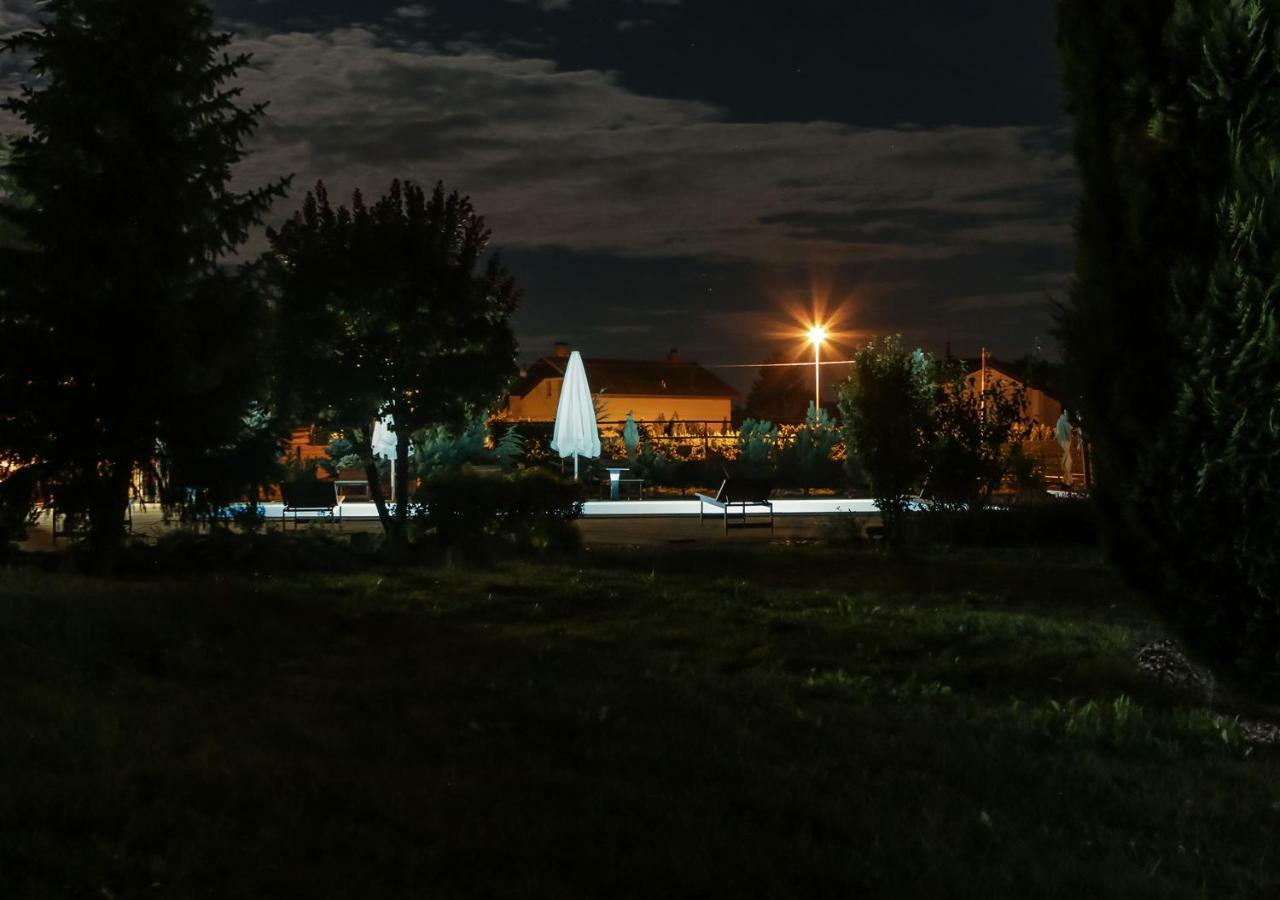 Vila Izabela Križevci pri Ljutomeru 외부 사진
